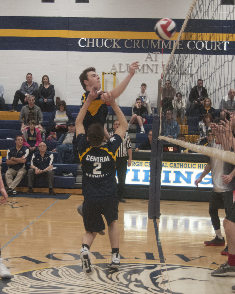 Volleyball thumb
